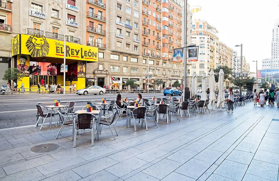Gran Via 63 Rooms-1
